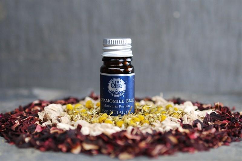 CHAMOMILE BLUE ESSENTIAL OIL