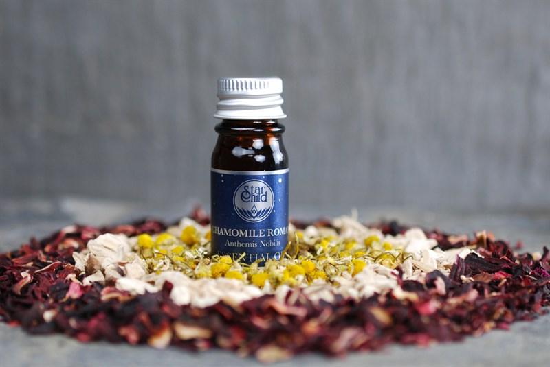 CHAMOMILE ROMAN ESSENTIAL OIL